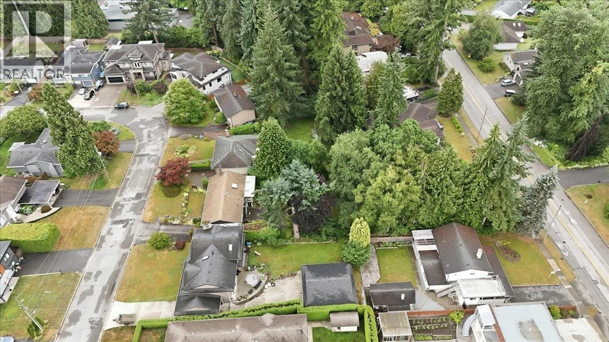 1388 CAMBRIDGE DRIVE