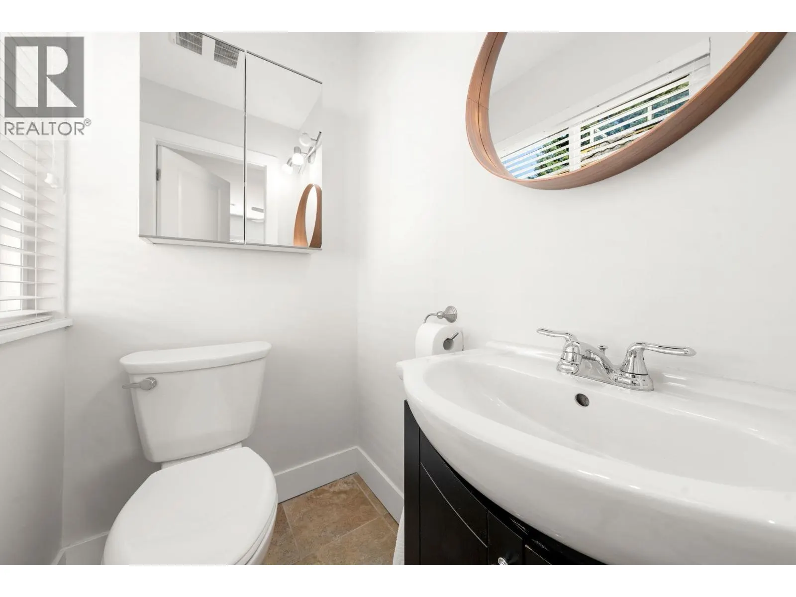1147 DEEP COVE ROAD