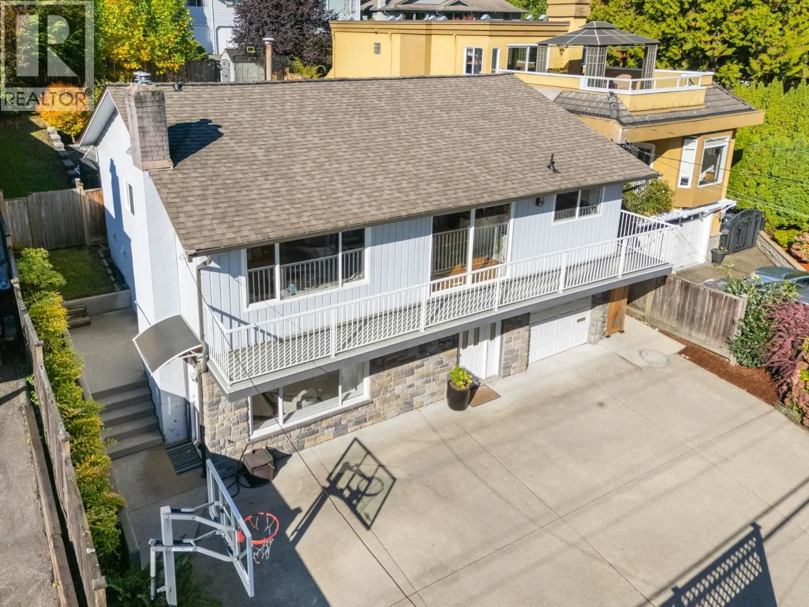 1147 DEEP COVE ROAD