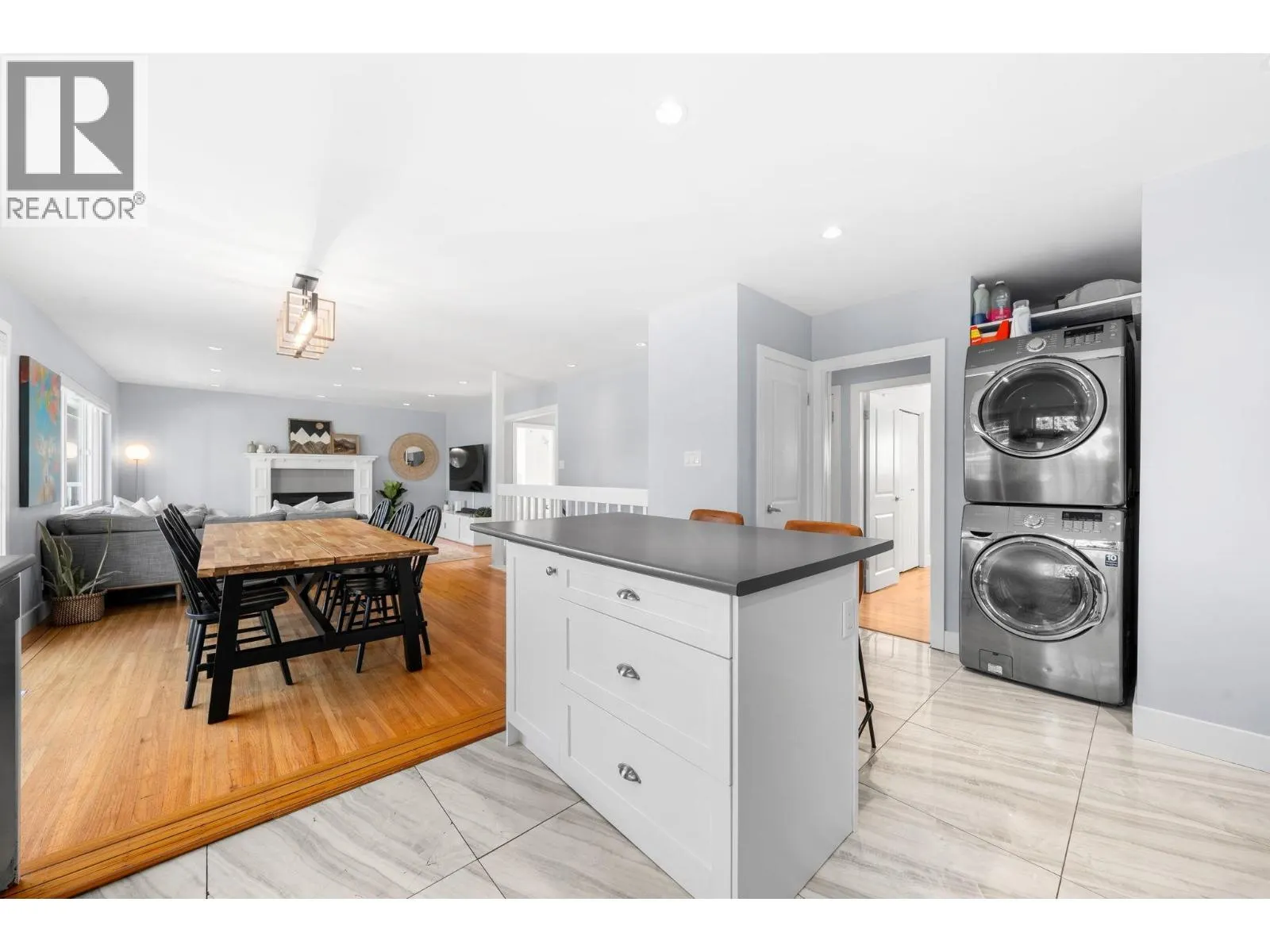1147 DEEP COVE ROAD