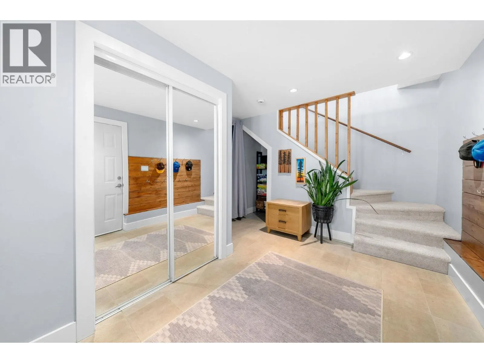 1147 DEEP COVE ROAD