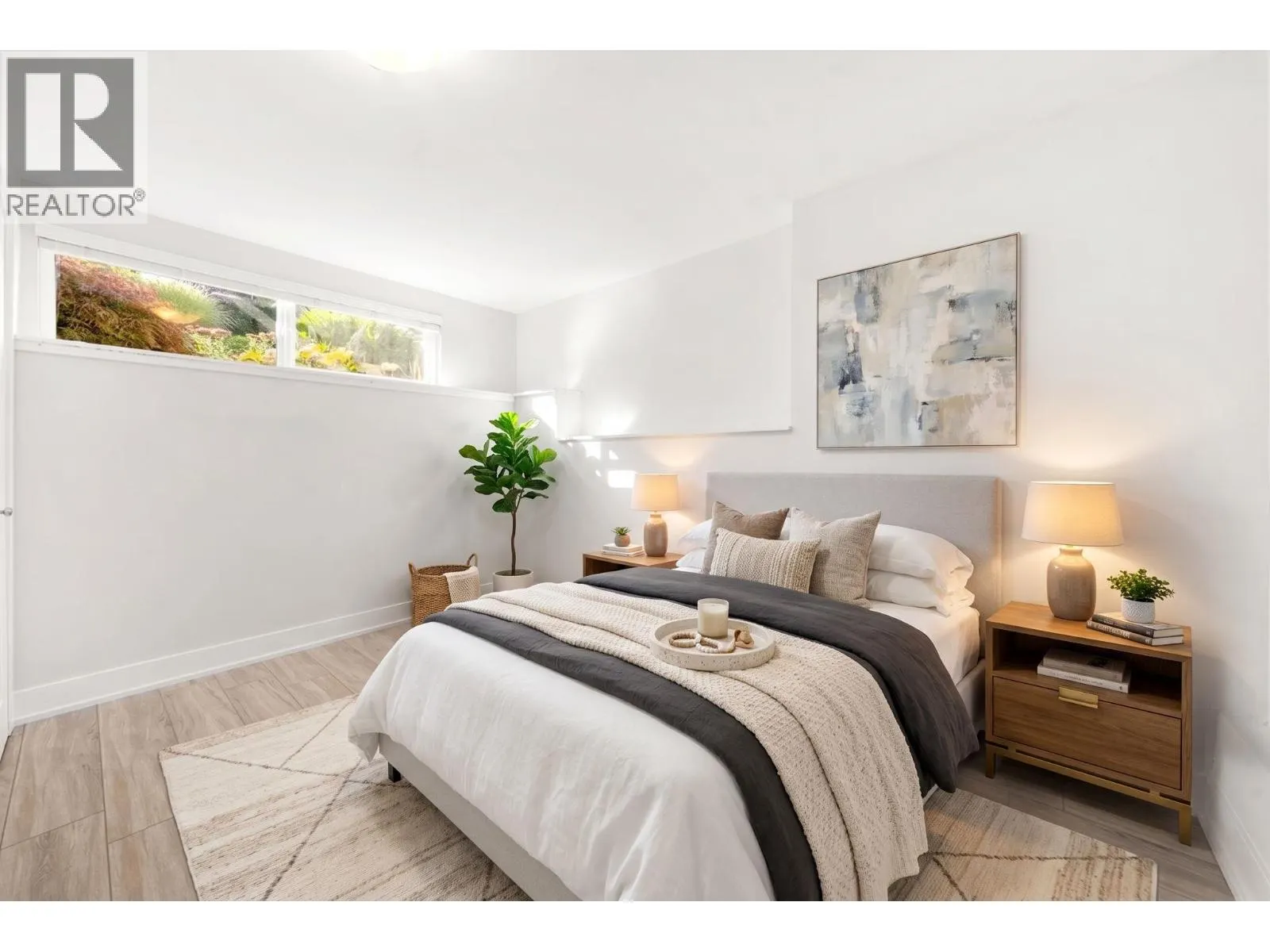 1147 DEEP COVE ROAD