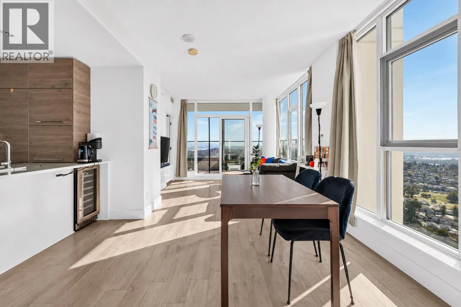 2807 7388 KINGSWAY