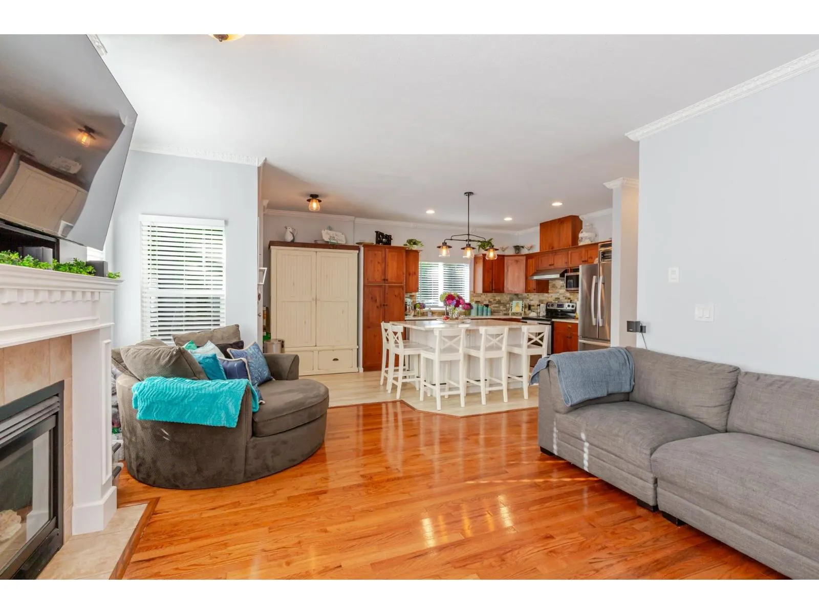 4373 ATWOOD CRESCENT