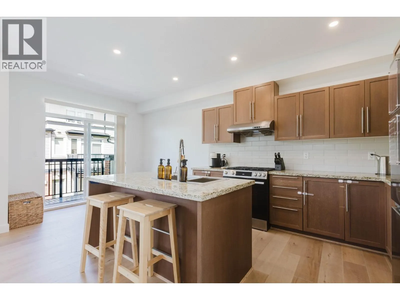112 1125 KENSAL PLACE