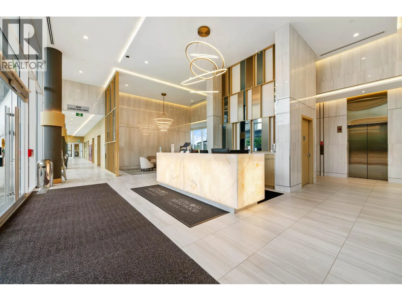 505 4890 LOUGHEED HIGHWAY