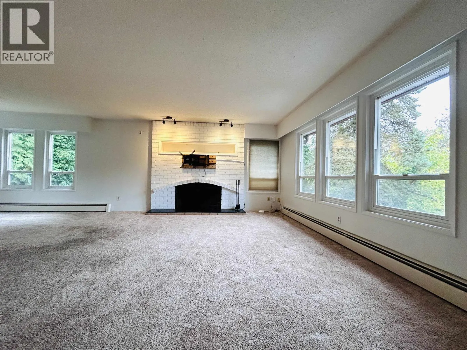 1404 WINSLOW AVENUE