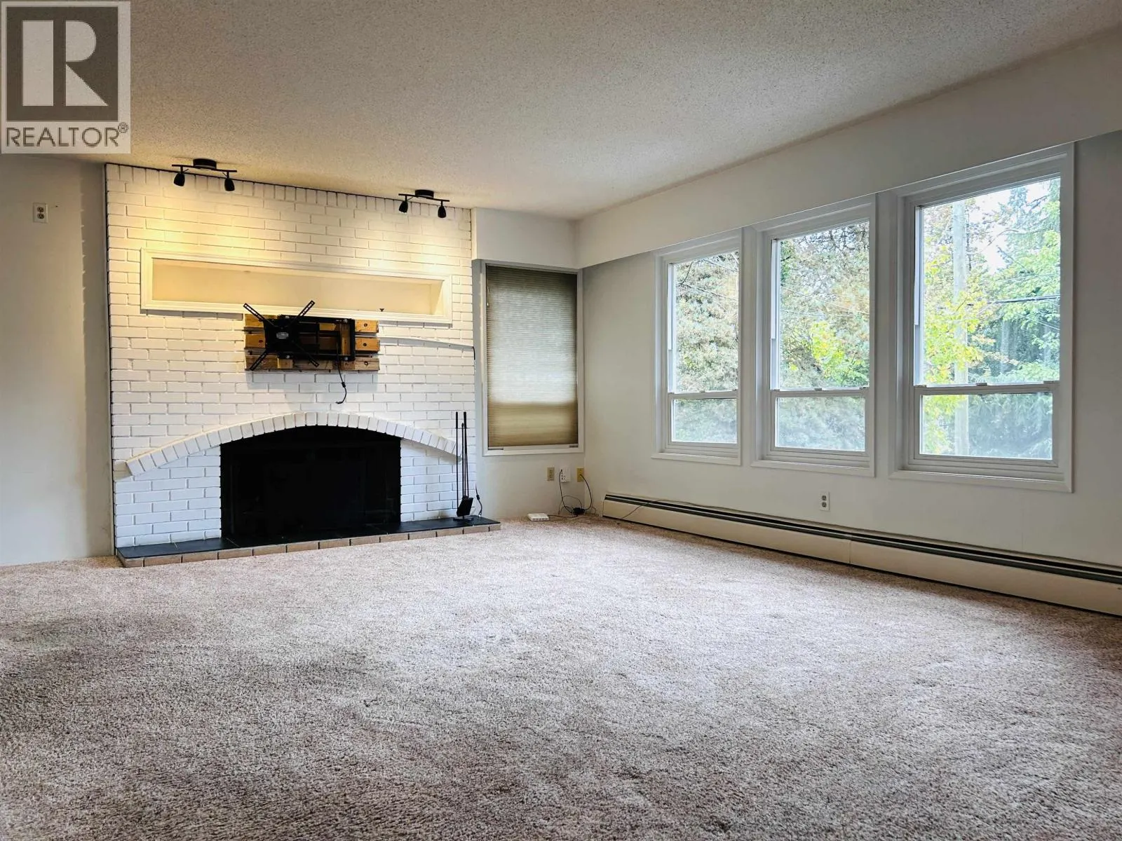 1404 WINSLOW AVENUE