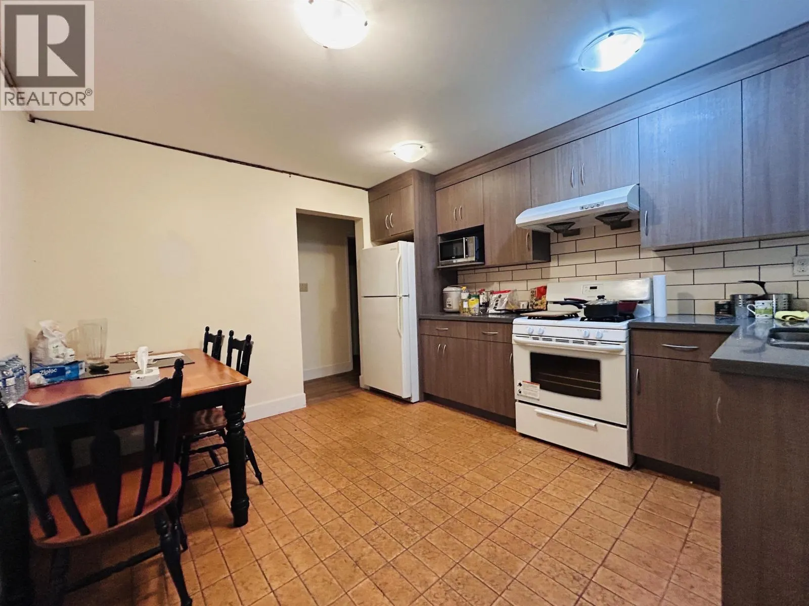 1404 WINSLOW AVENUE