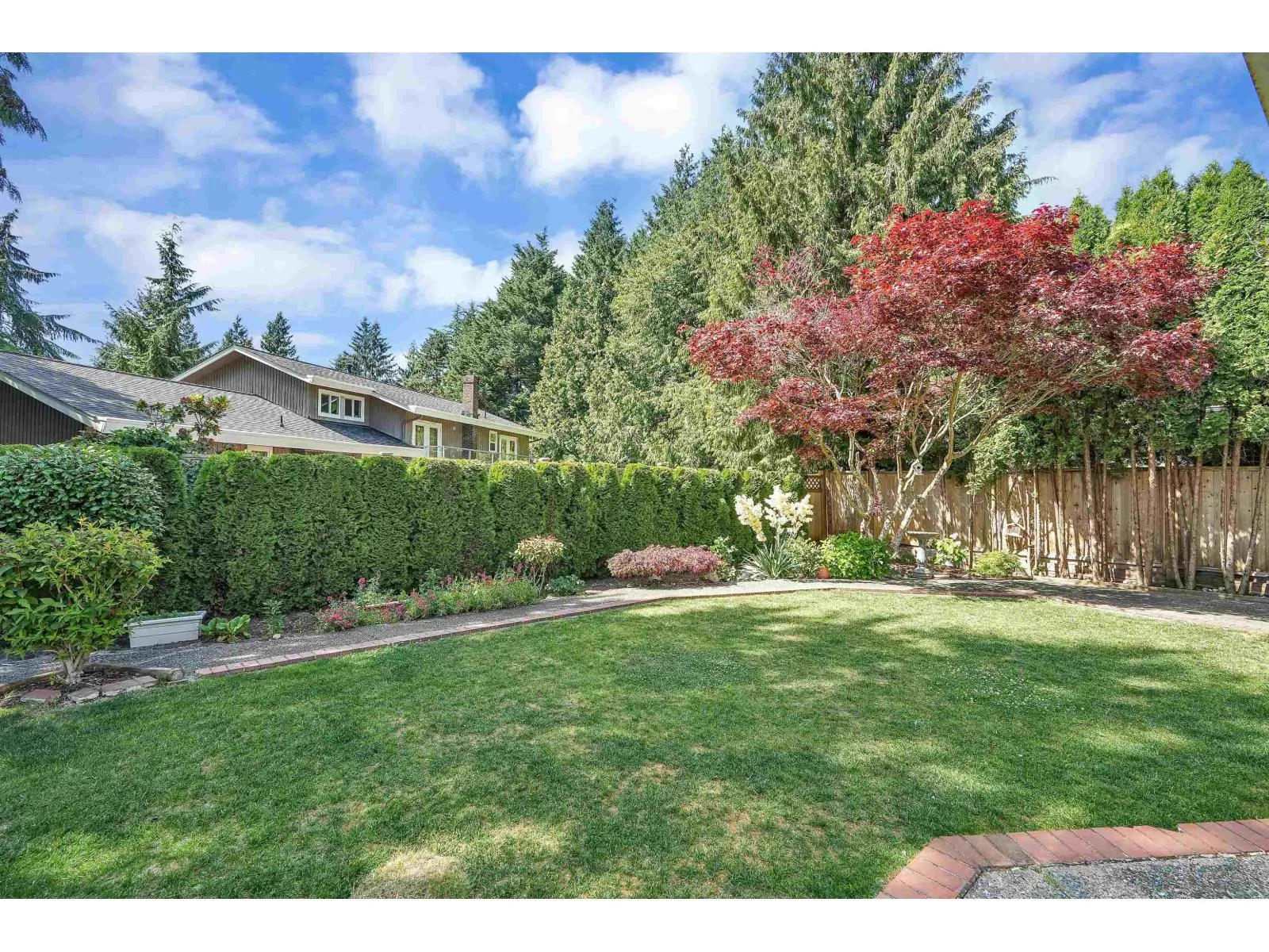 6875 ROCKFORD PLACE