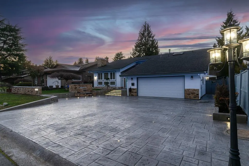 6875 ROCKFORD PLACE