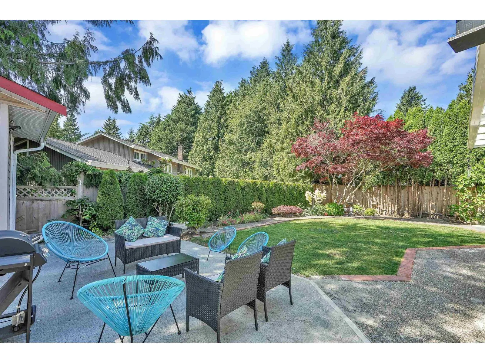 6875 ROCKFORD PLACE