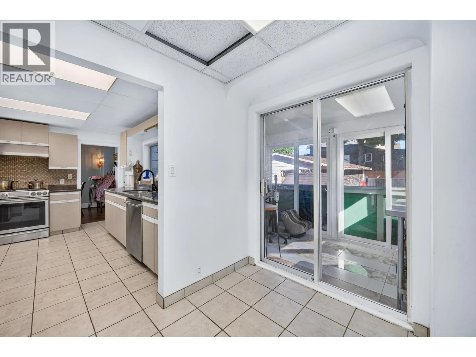 1275 PARK DRIVE