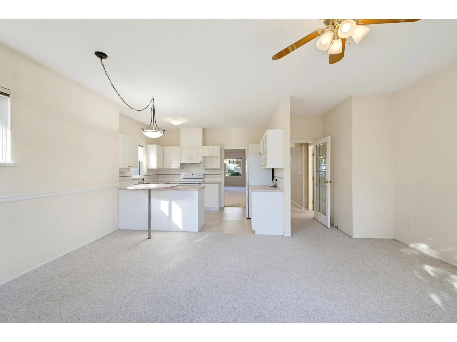 215 20655 88 AVENUE