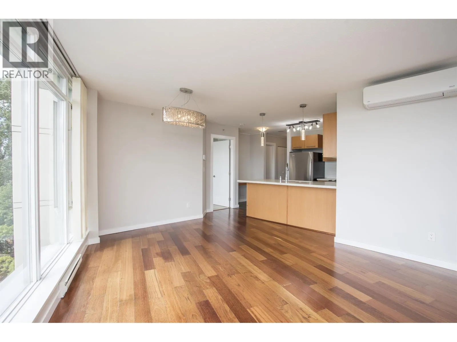 507 2133 DOUGLAS ROAD
