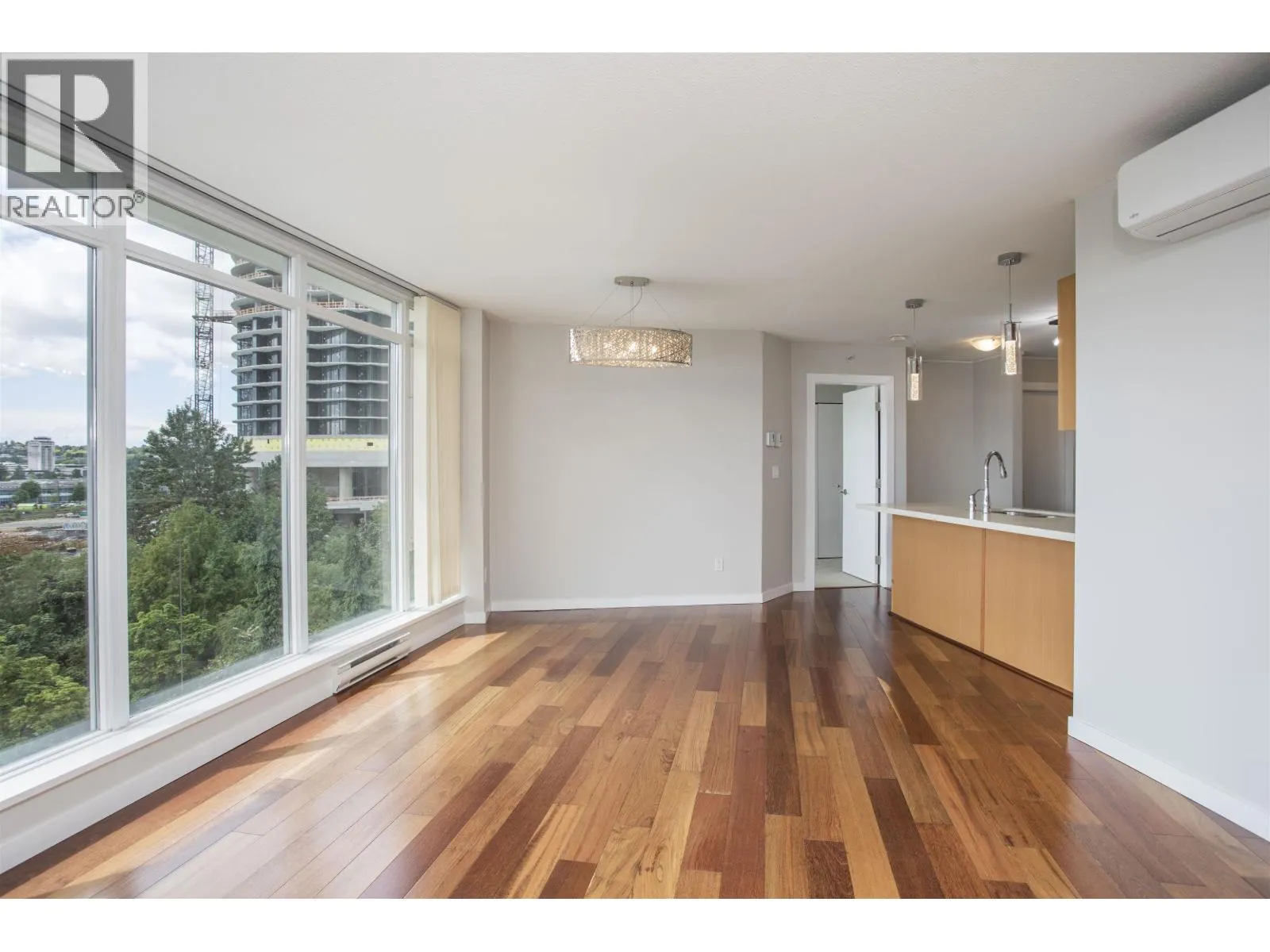 507 2133 DOUGLAS ROAD
