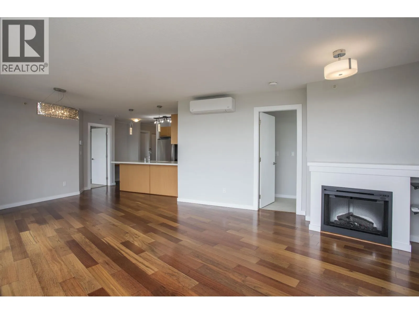 507 2133 DOUGLAS ROAD