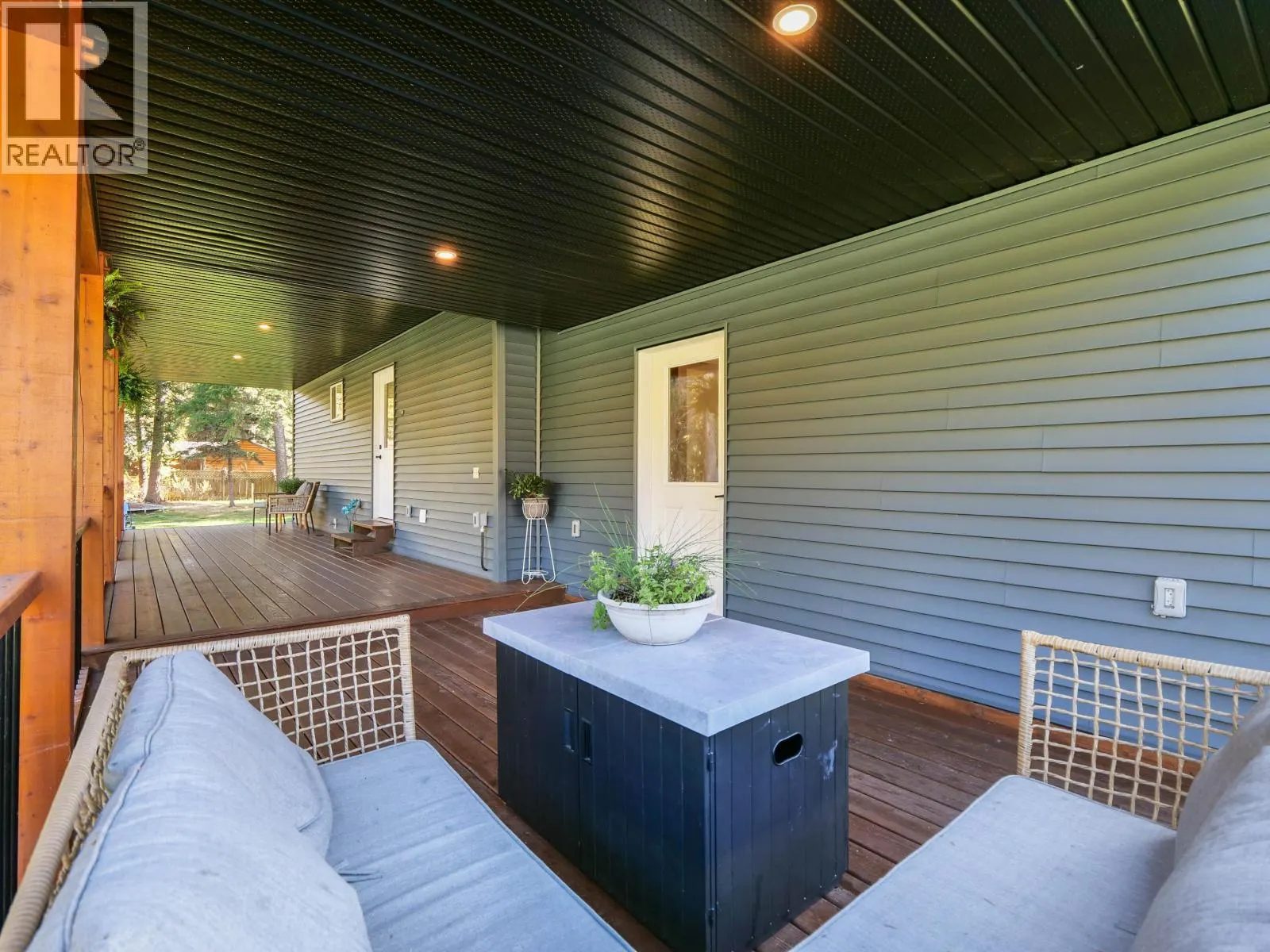 4358 KIWI ROAD