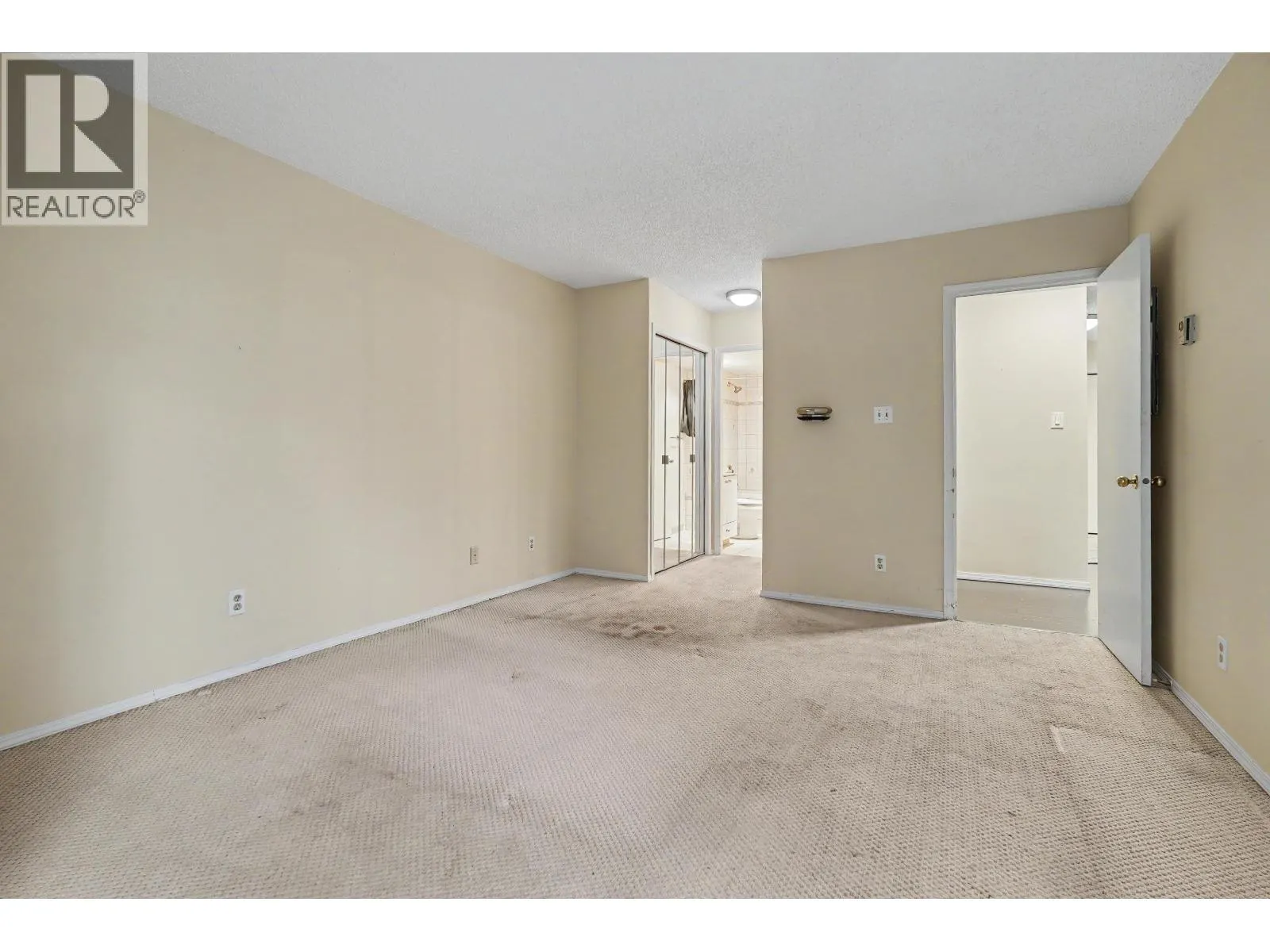 307 69 JAMIESON COURT