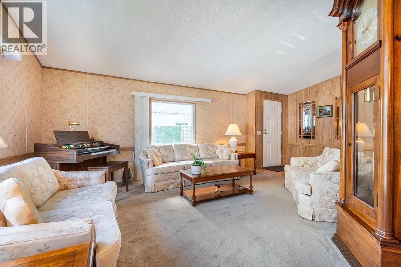 20 145 KING EDWARD STREET