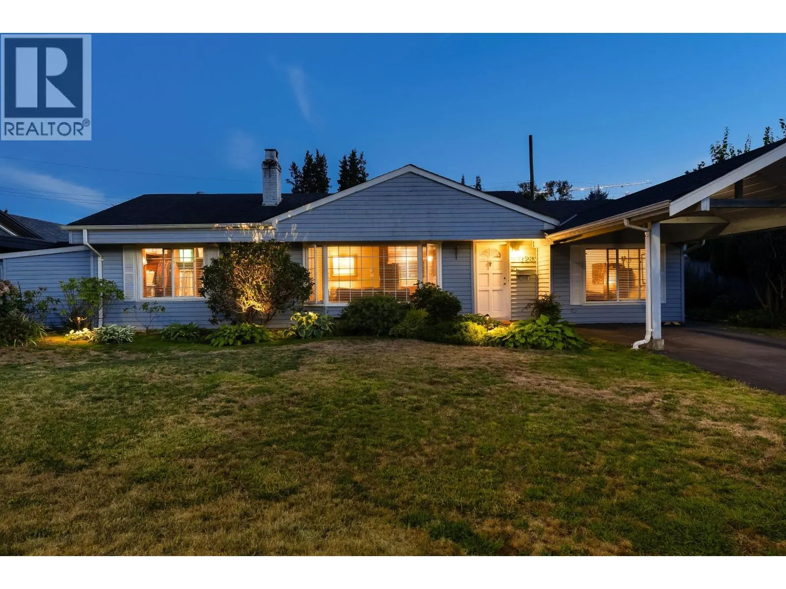 1283 PINEWOOD CRESCENT