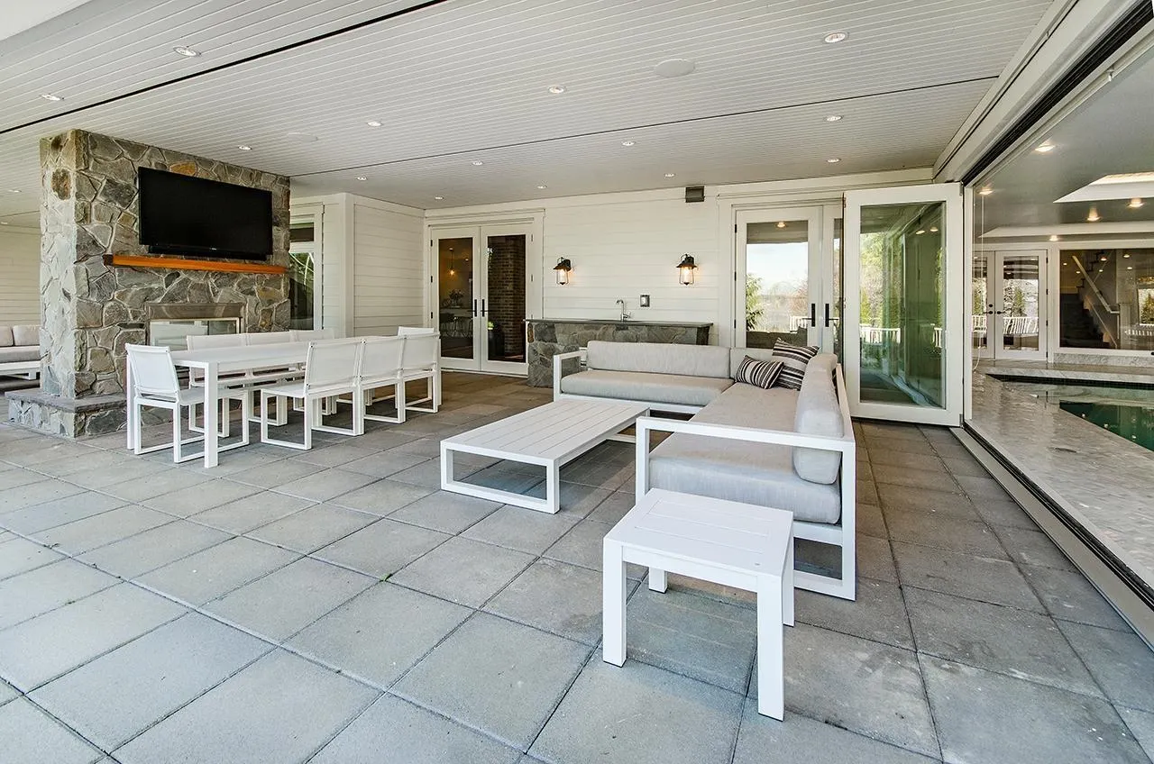 12603 CRESCENT ROAD