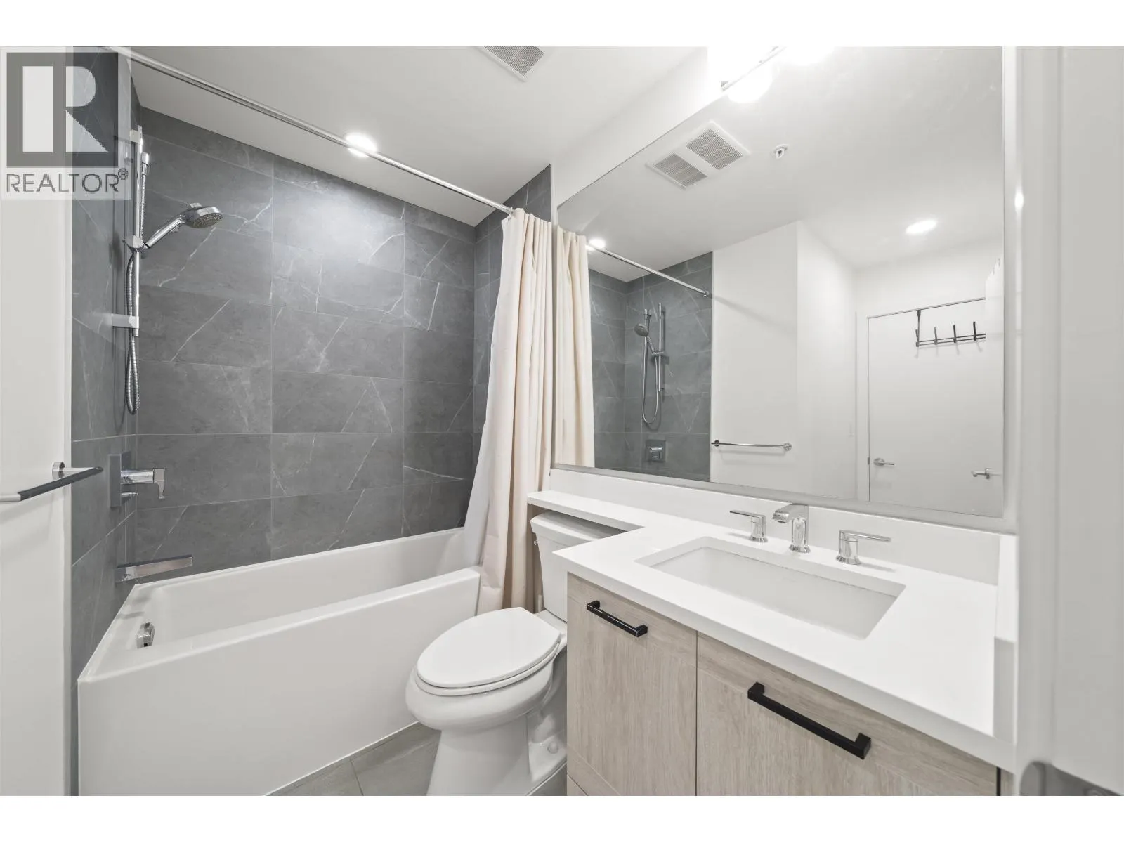 507 7579 16TH STREET