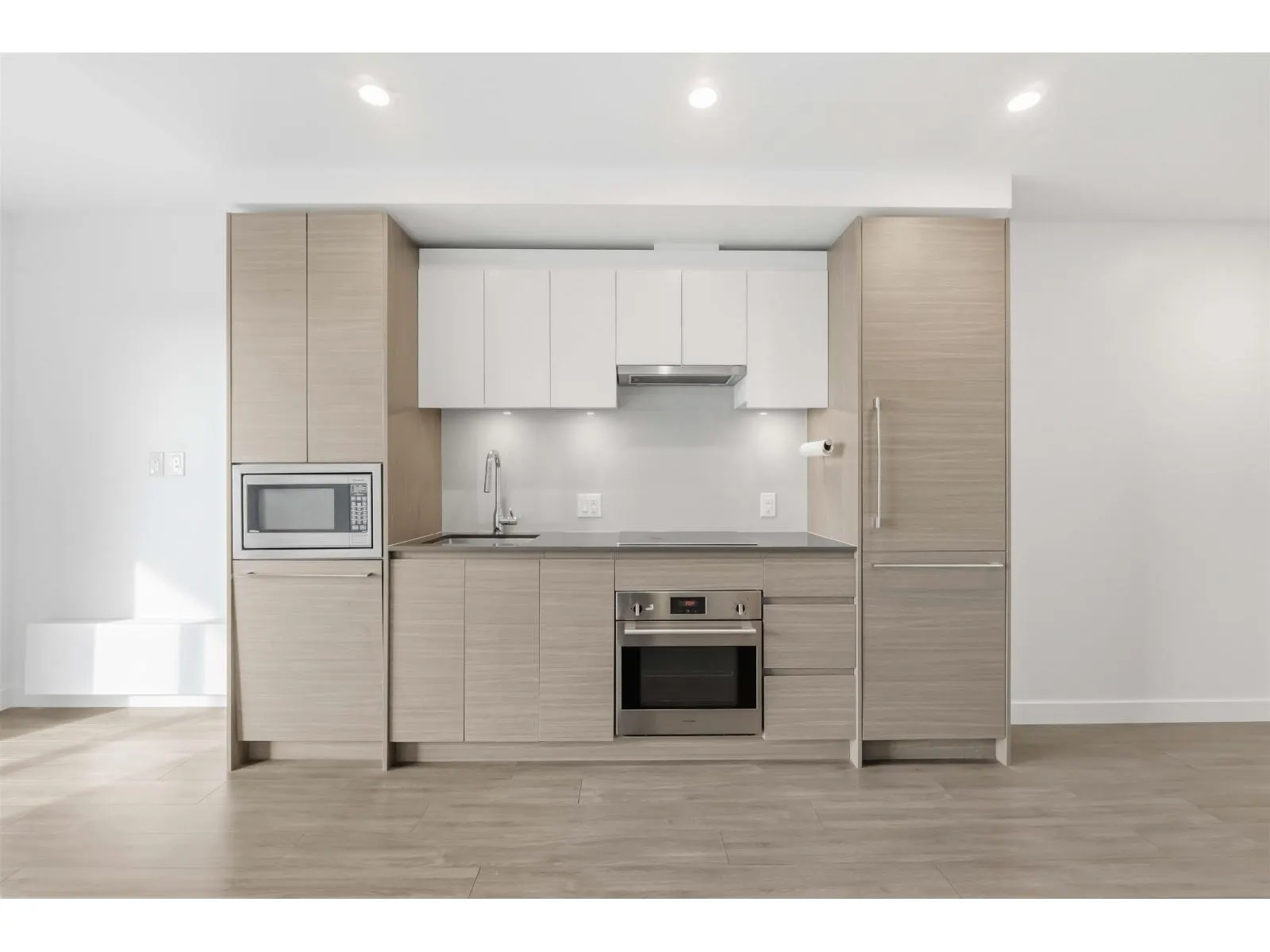 701 13615 FRASER HIGHWAY