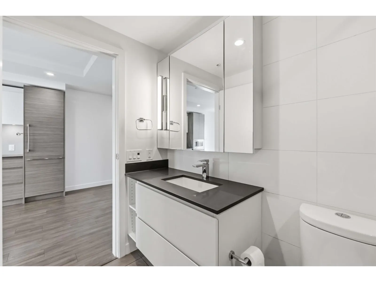 701 13615 FRASER HIGHWAY