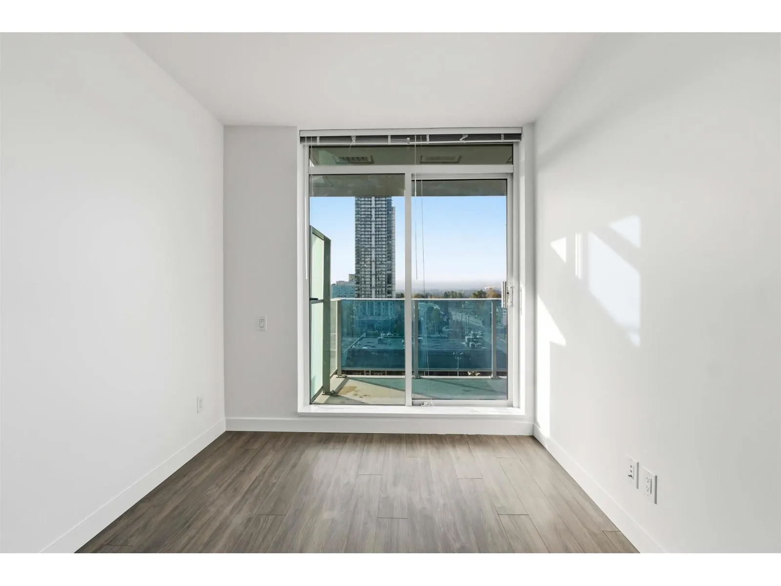 701 13615 FRASER HIGHWAY