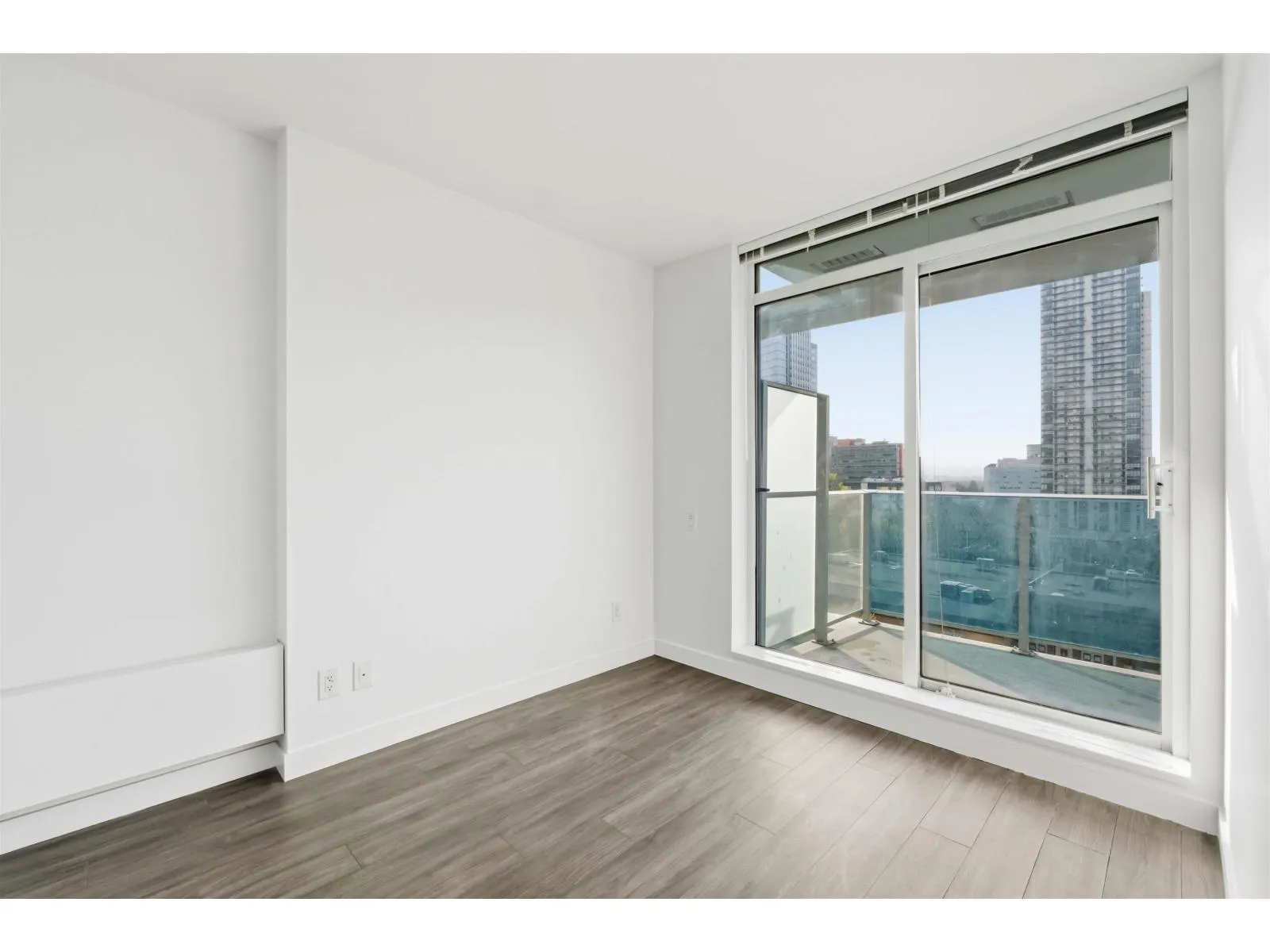 701 13615 FRASER HIGHWAY