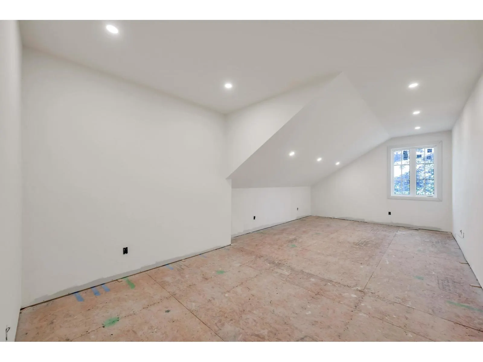 LT.1 22152 86A AVENUE