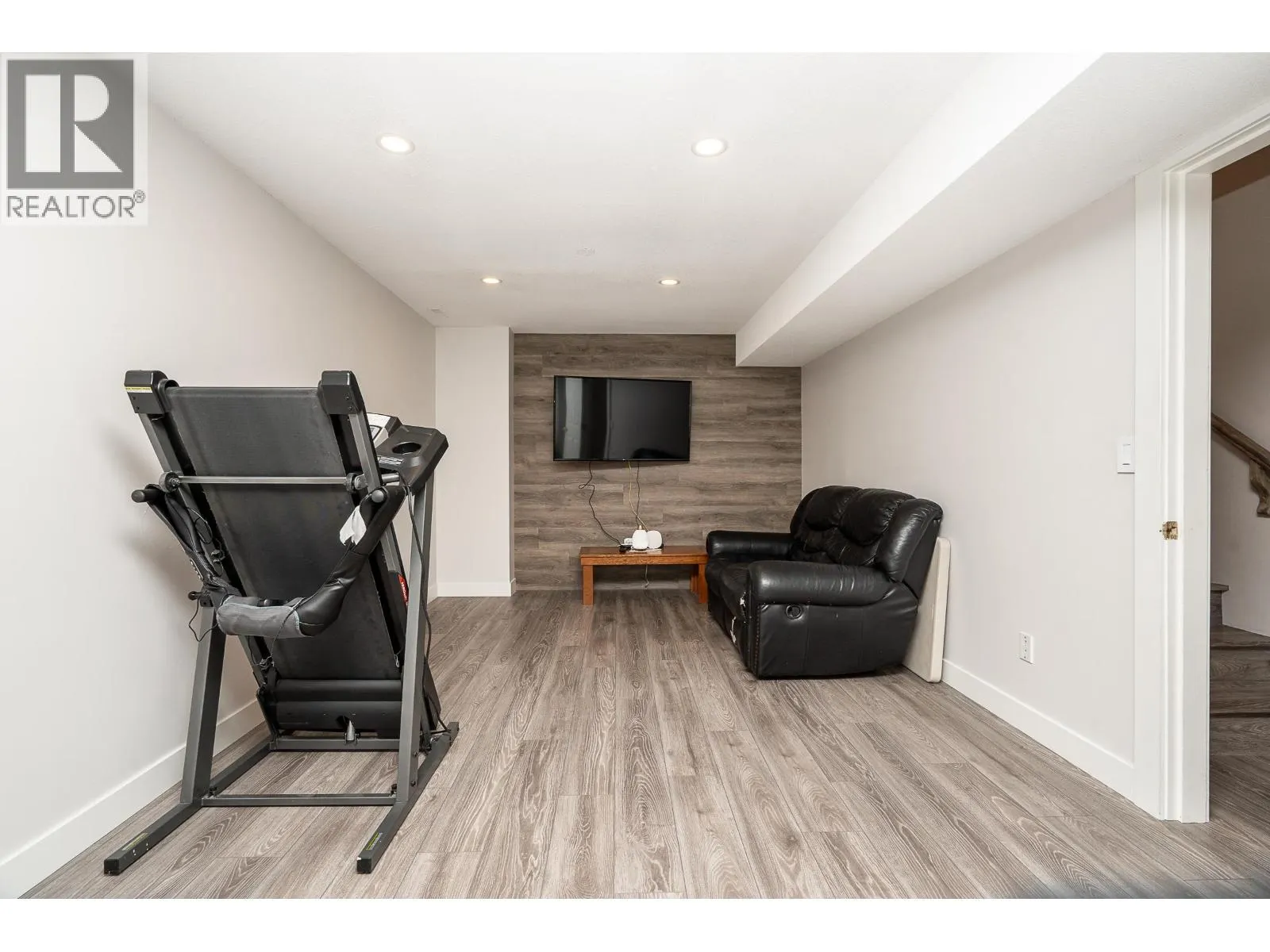43 2990 PANORAMA DRIVE