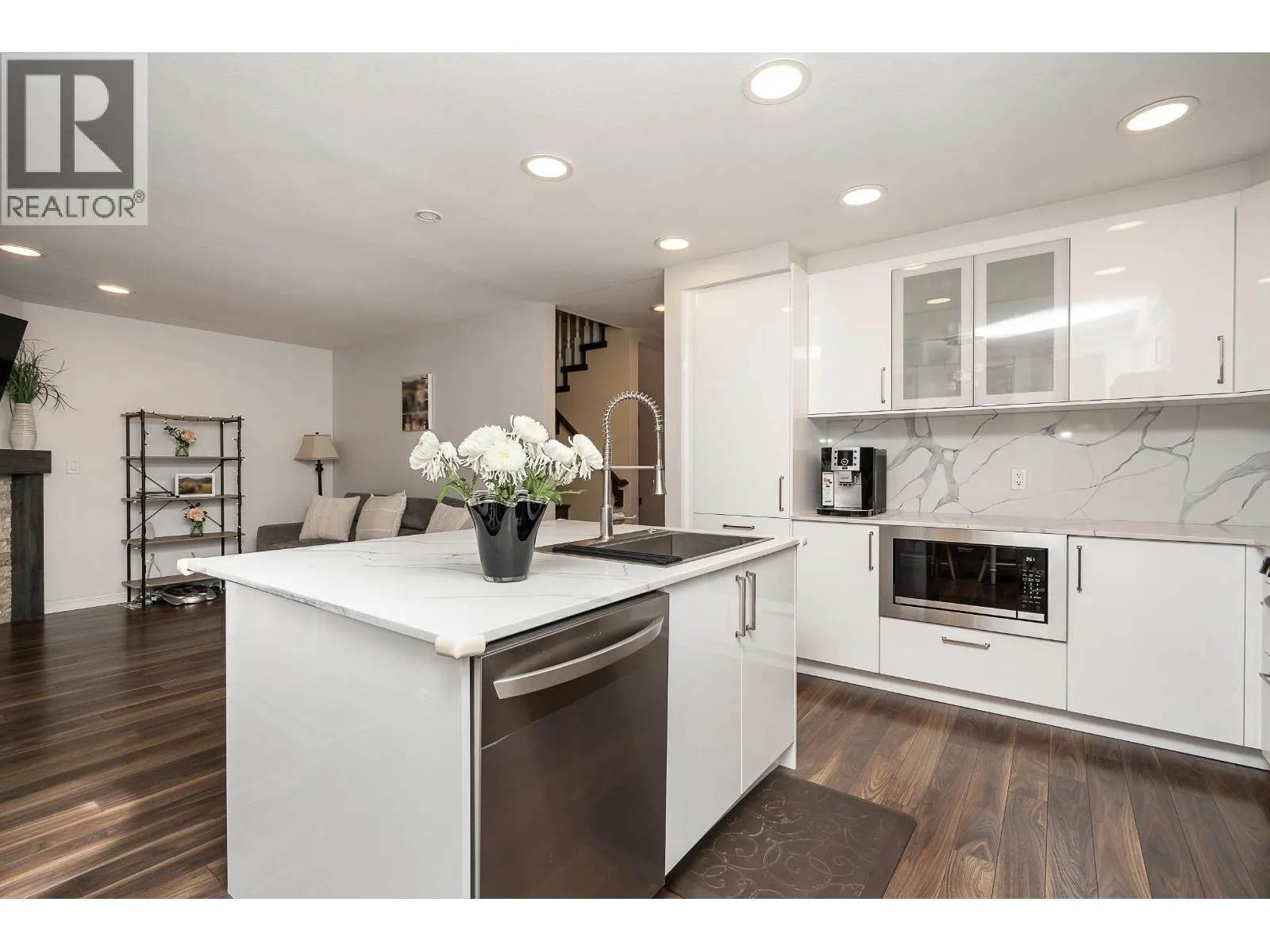 43 2990 PANORAMA DRIVE