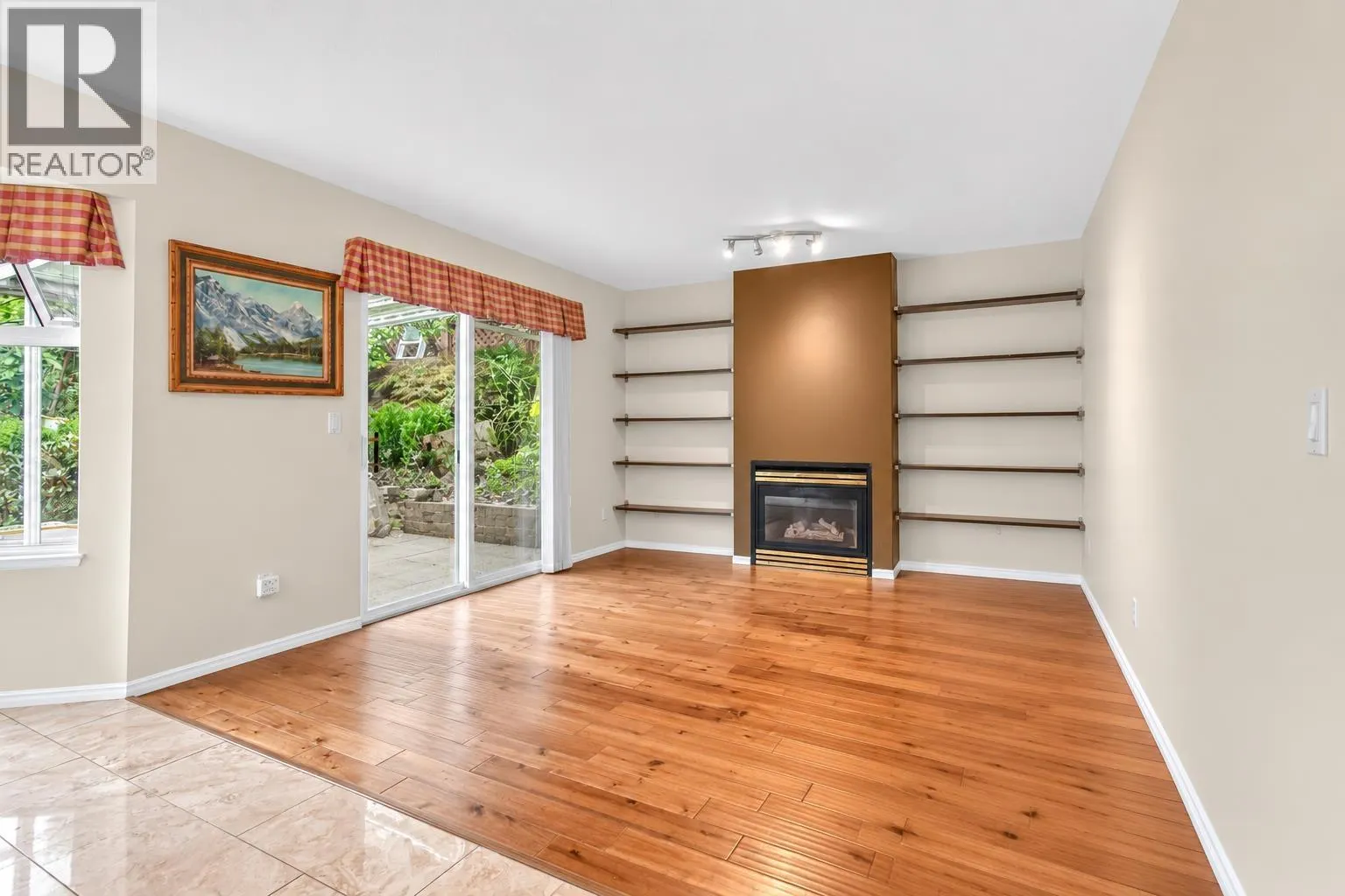 1599 PLATEAU CRESCENT