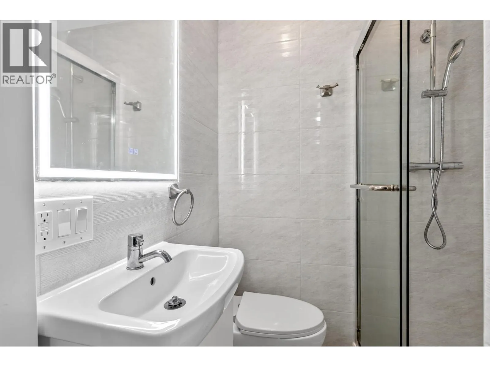 1599 PLATEAU CRESCENT
