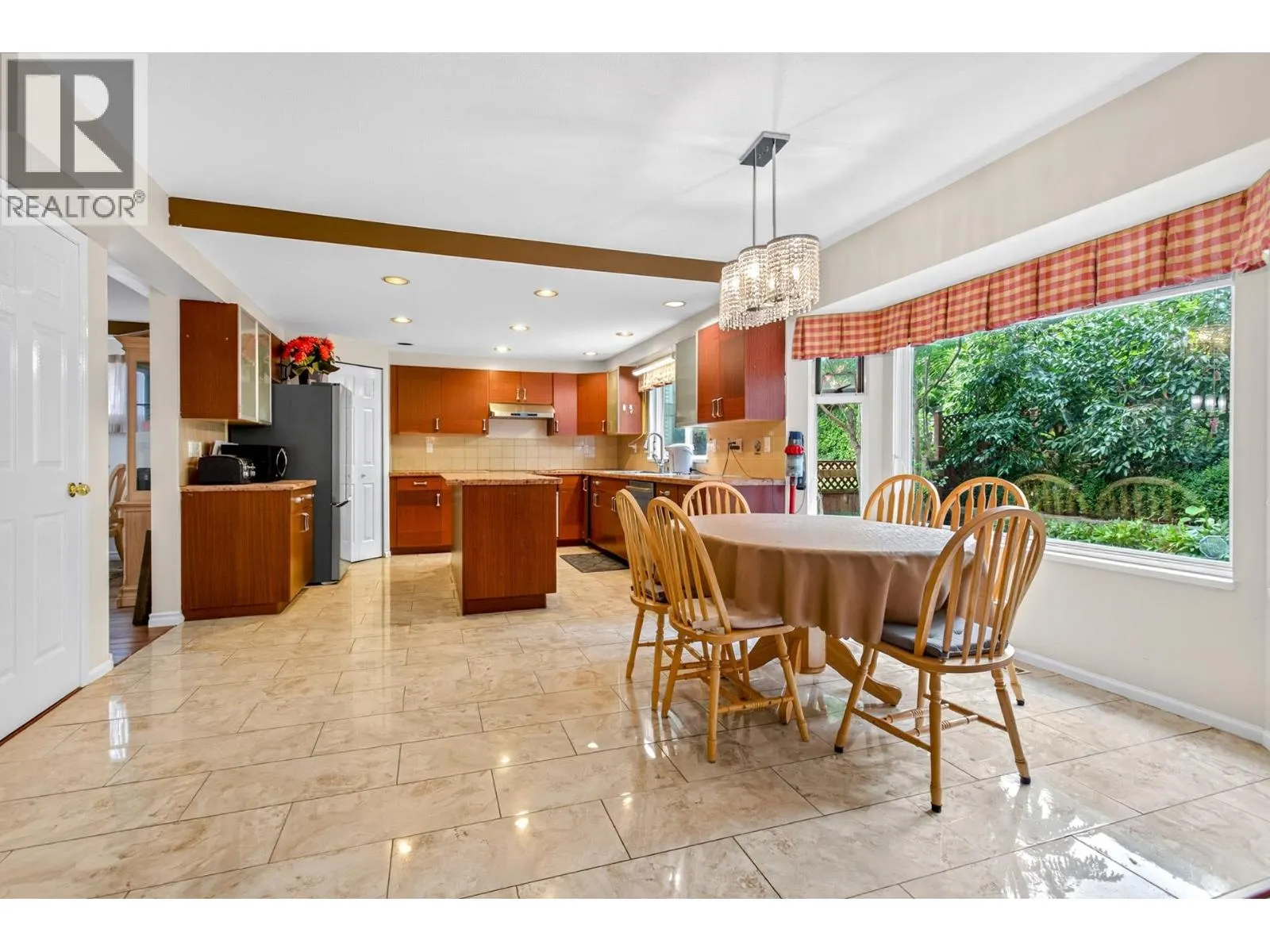 1599 PLATEAU CRESCENT
