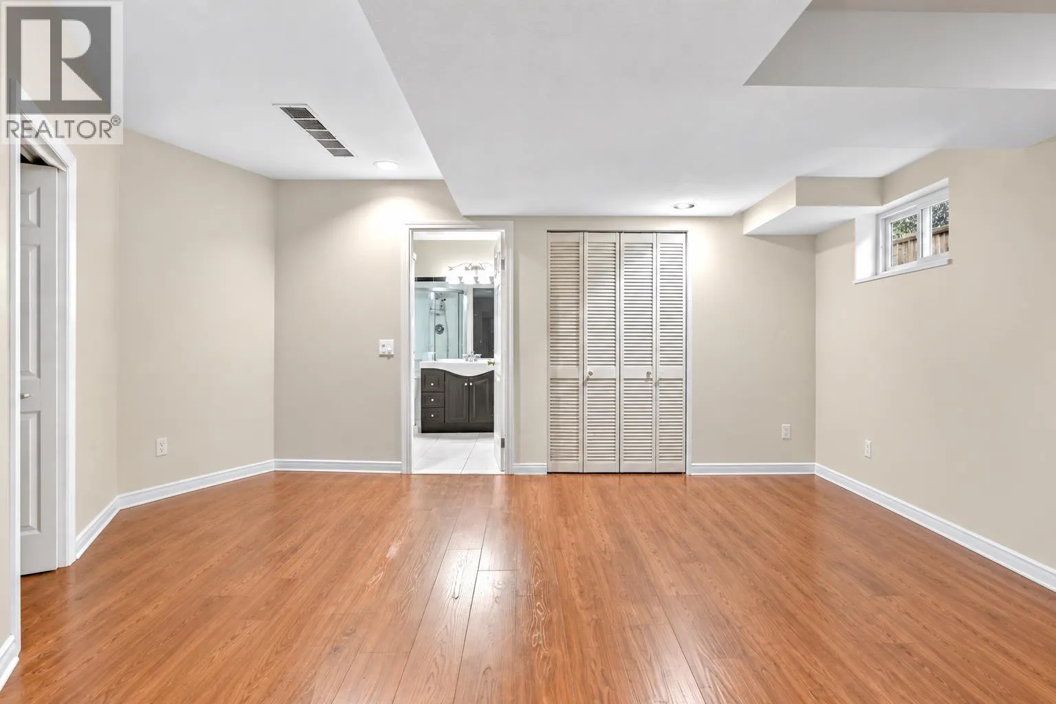 1599 PLATEAU CRESCENT