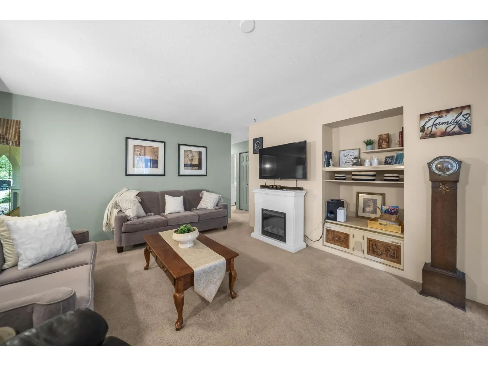 1240 224 STREET