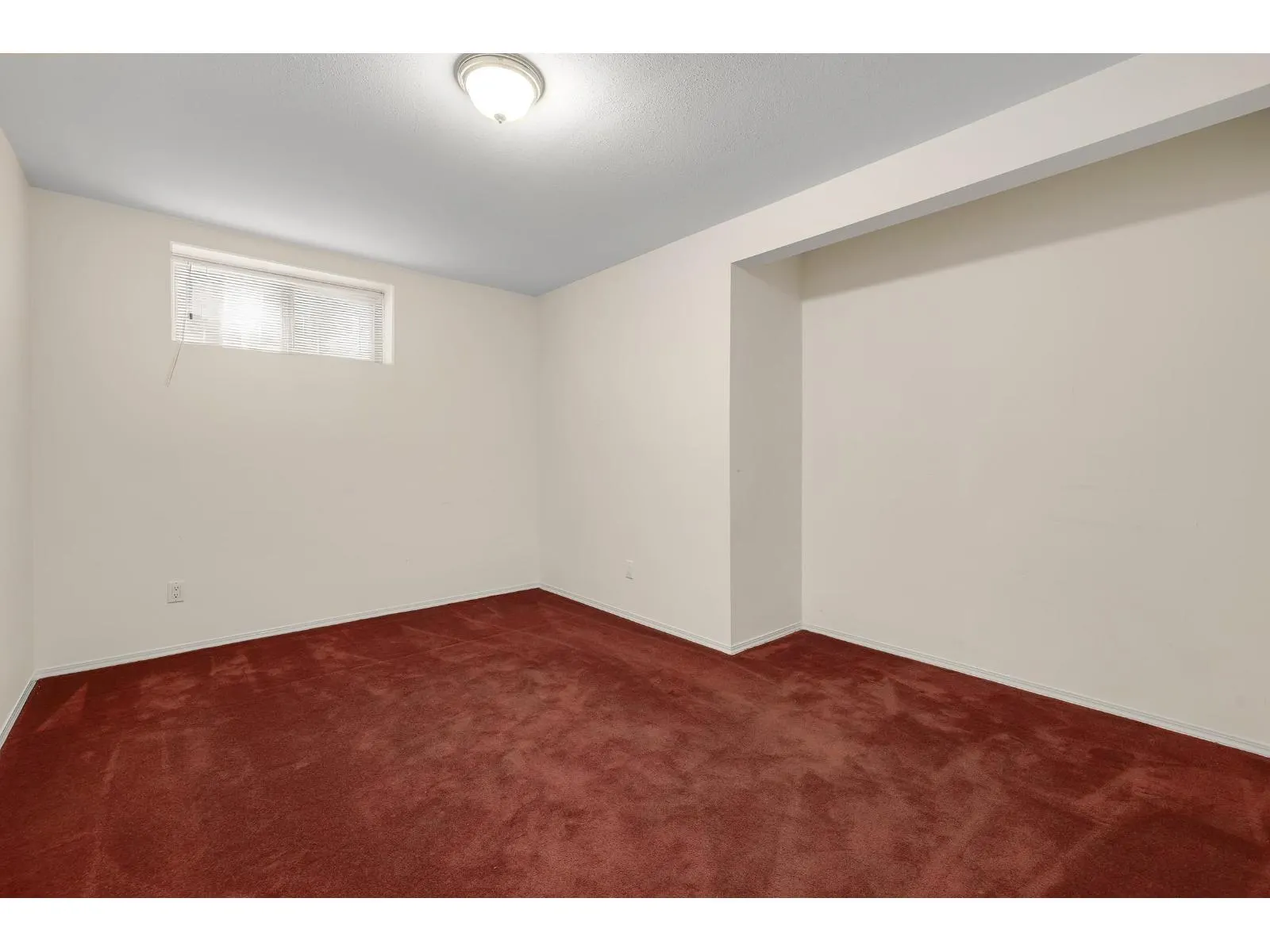 11036 163A STREET