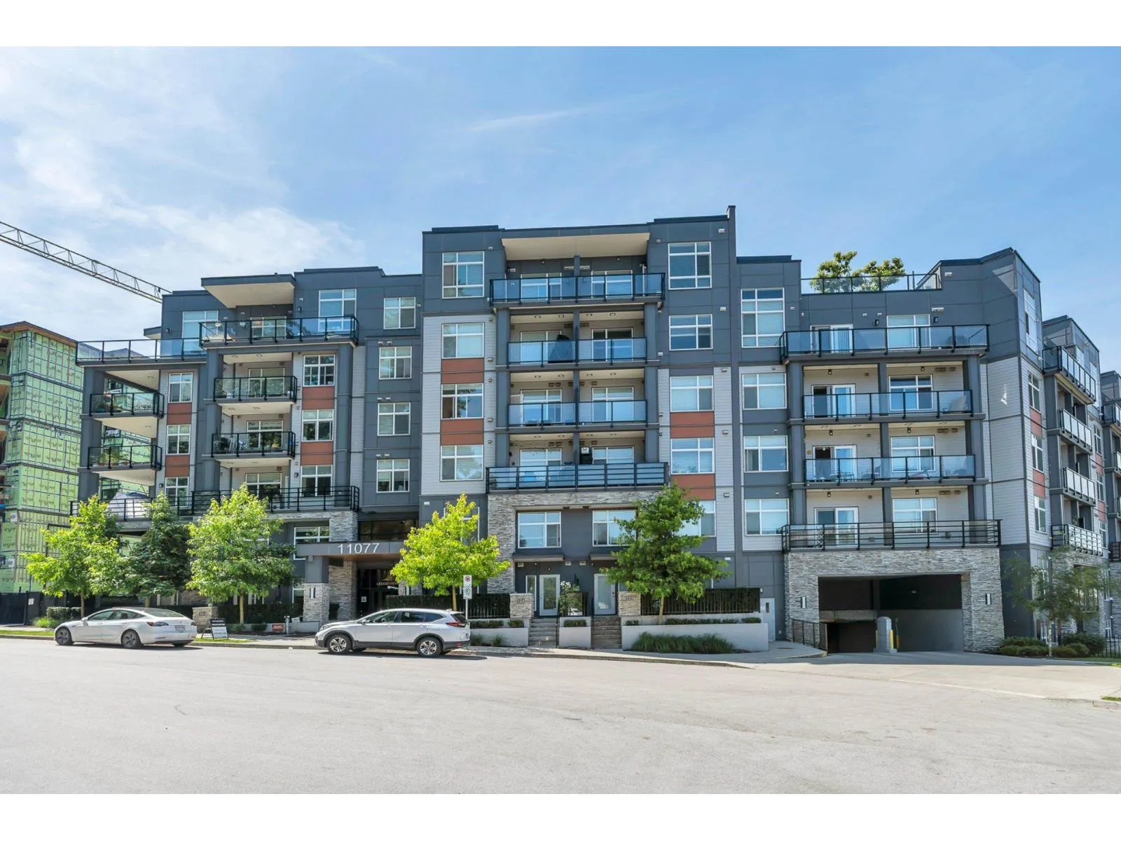 205 11077 RAVINE ROAD