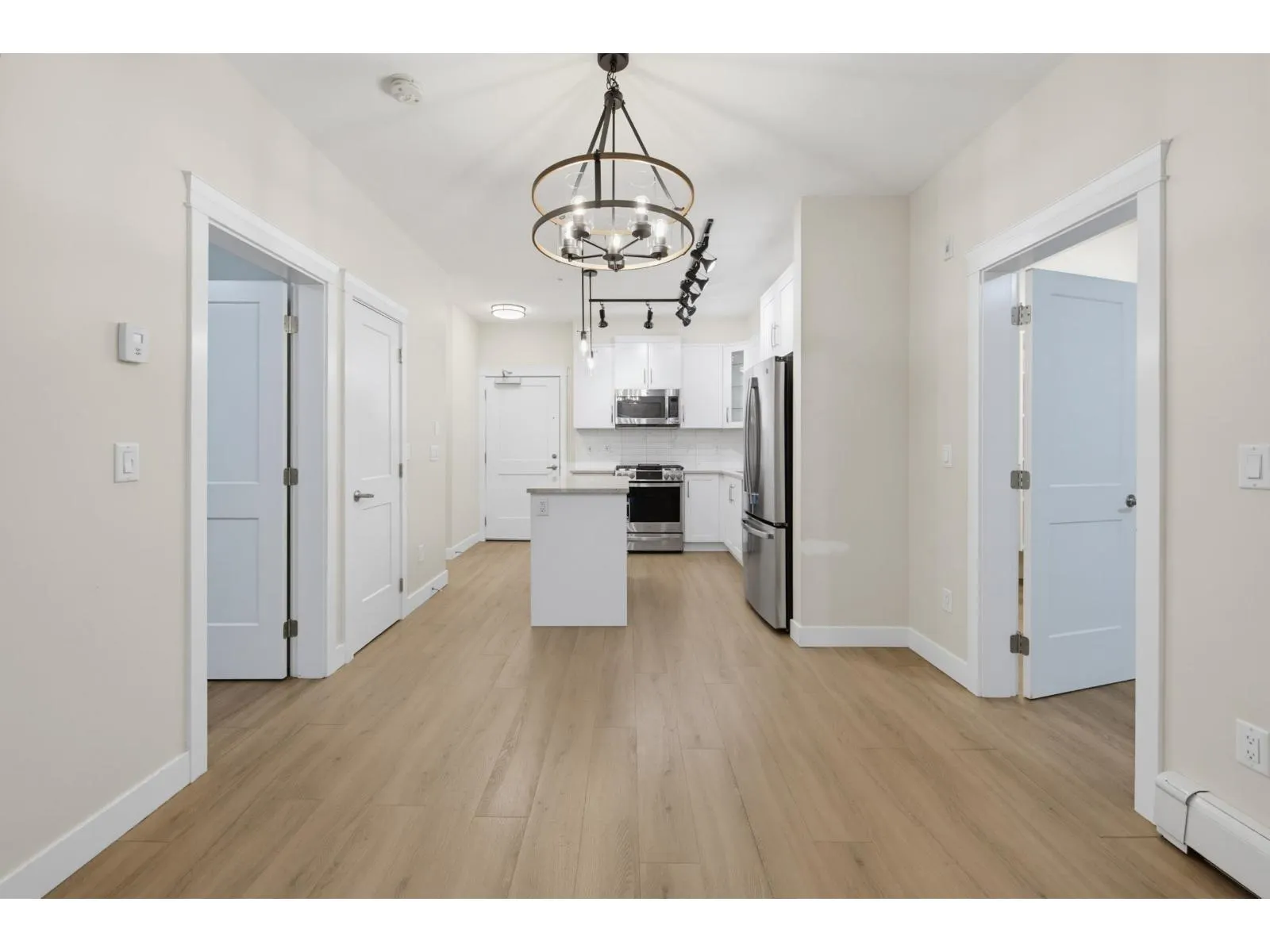205 11077 RAVINE ROAD