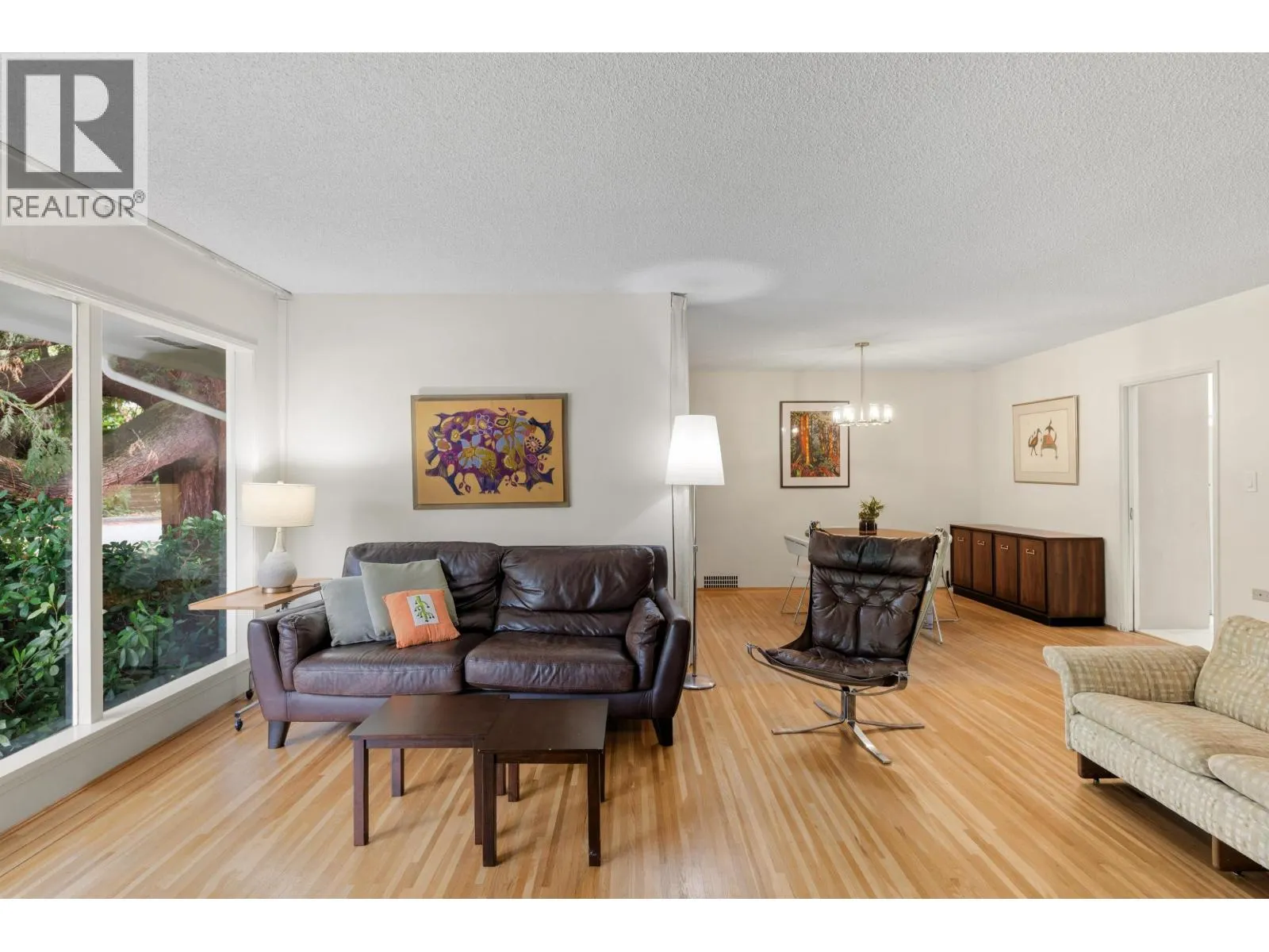 3692 SUNNYCREST DRIVE