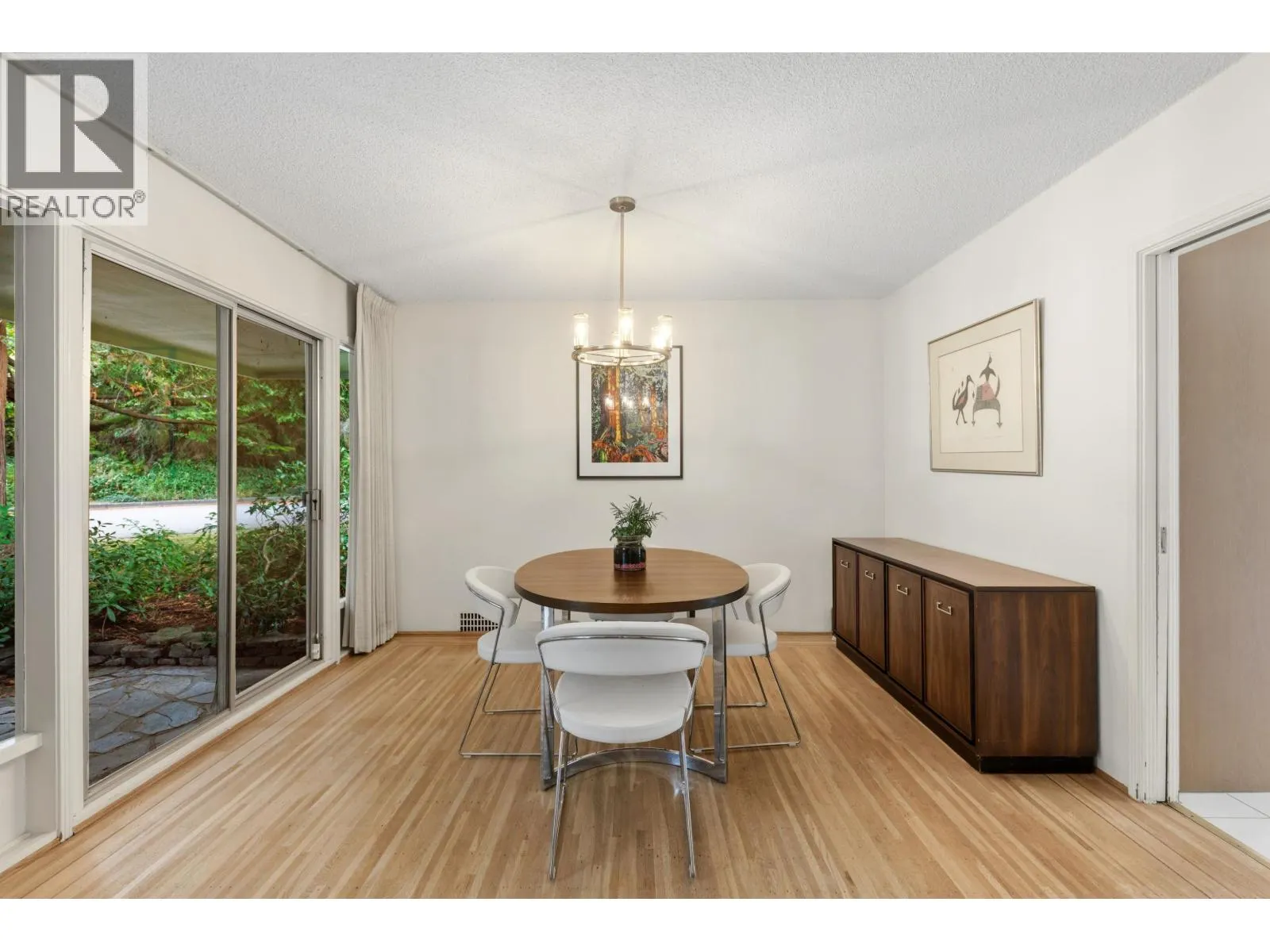 3692 SUNNYCREST DRIVE