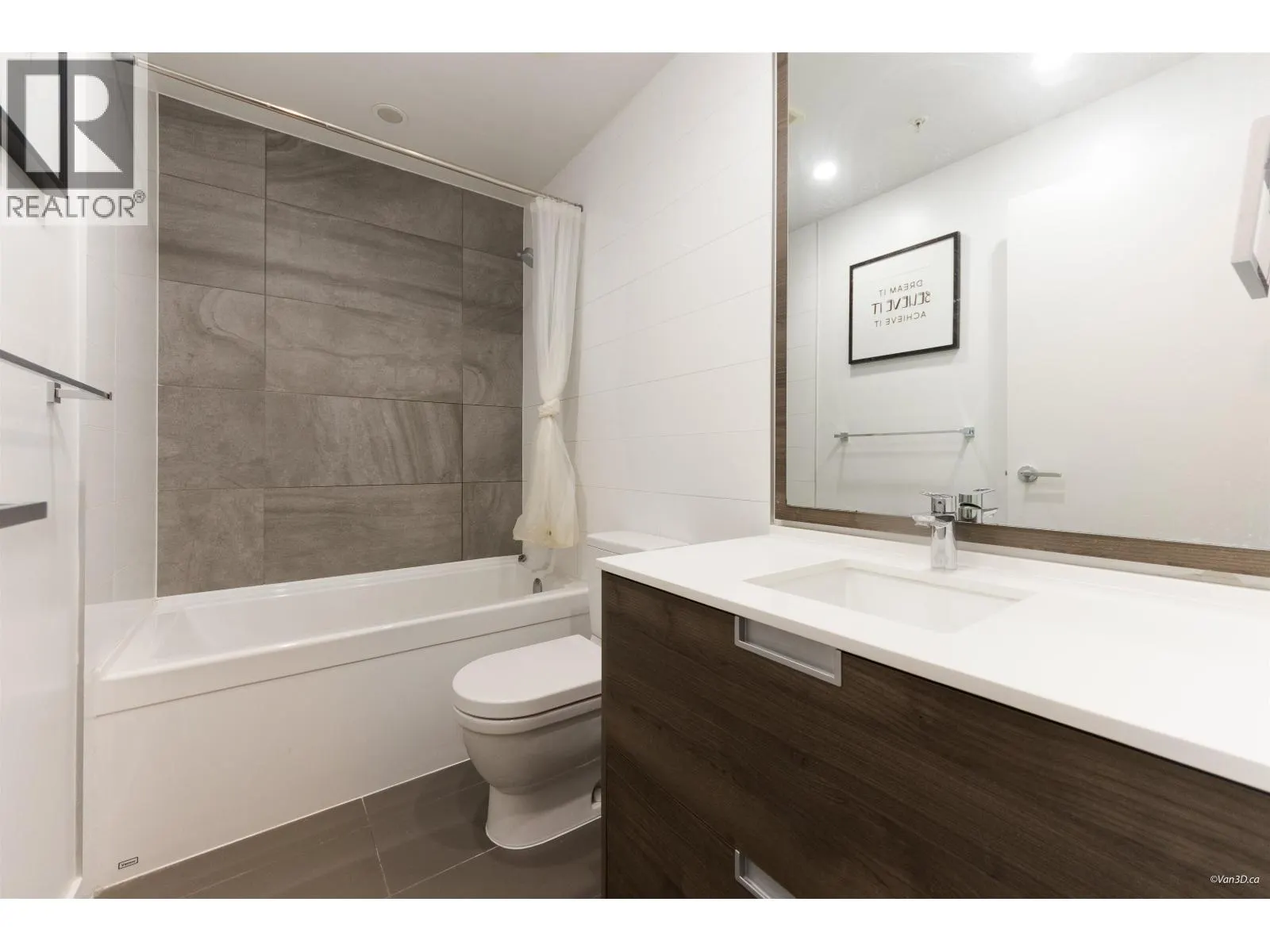 3606 4688 KINGSWAY