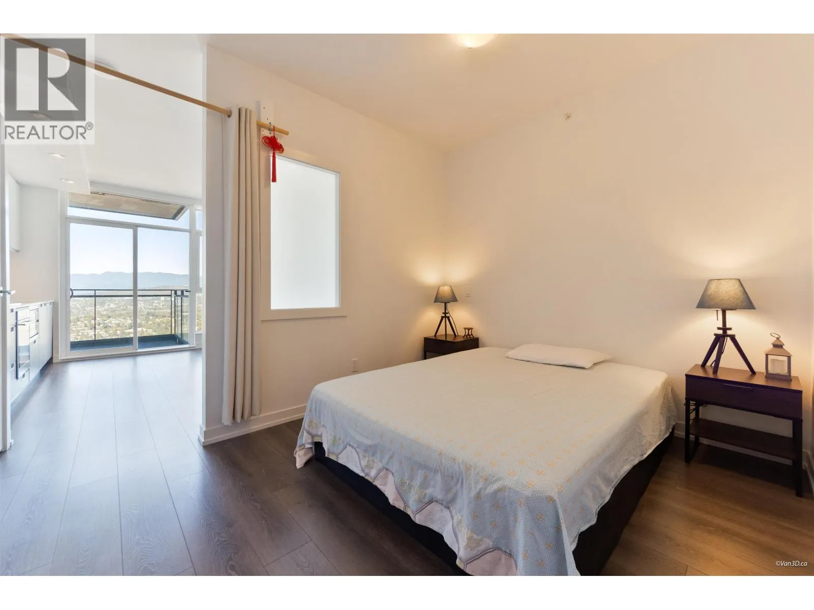 3606 4688 KINGSWAY