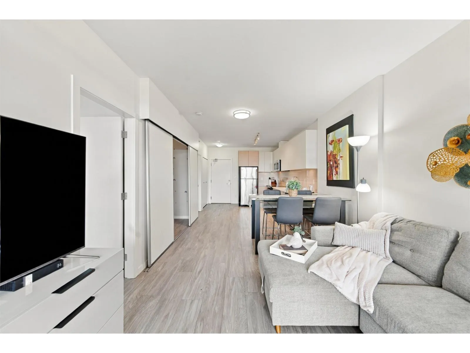 304 13303 CENTRAL AVENUE