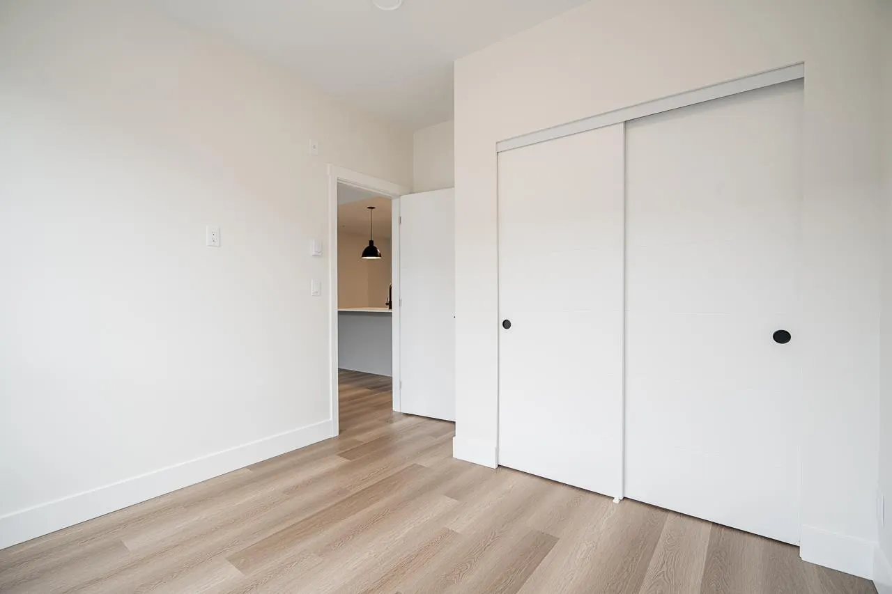 405 10778 138 STREET