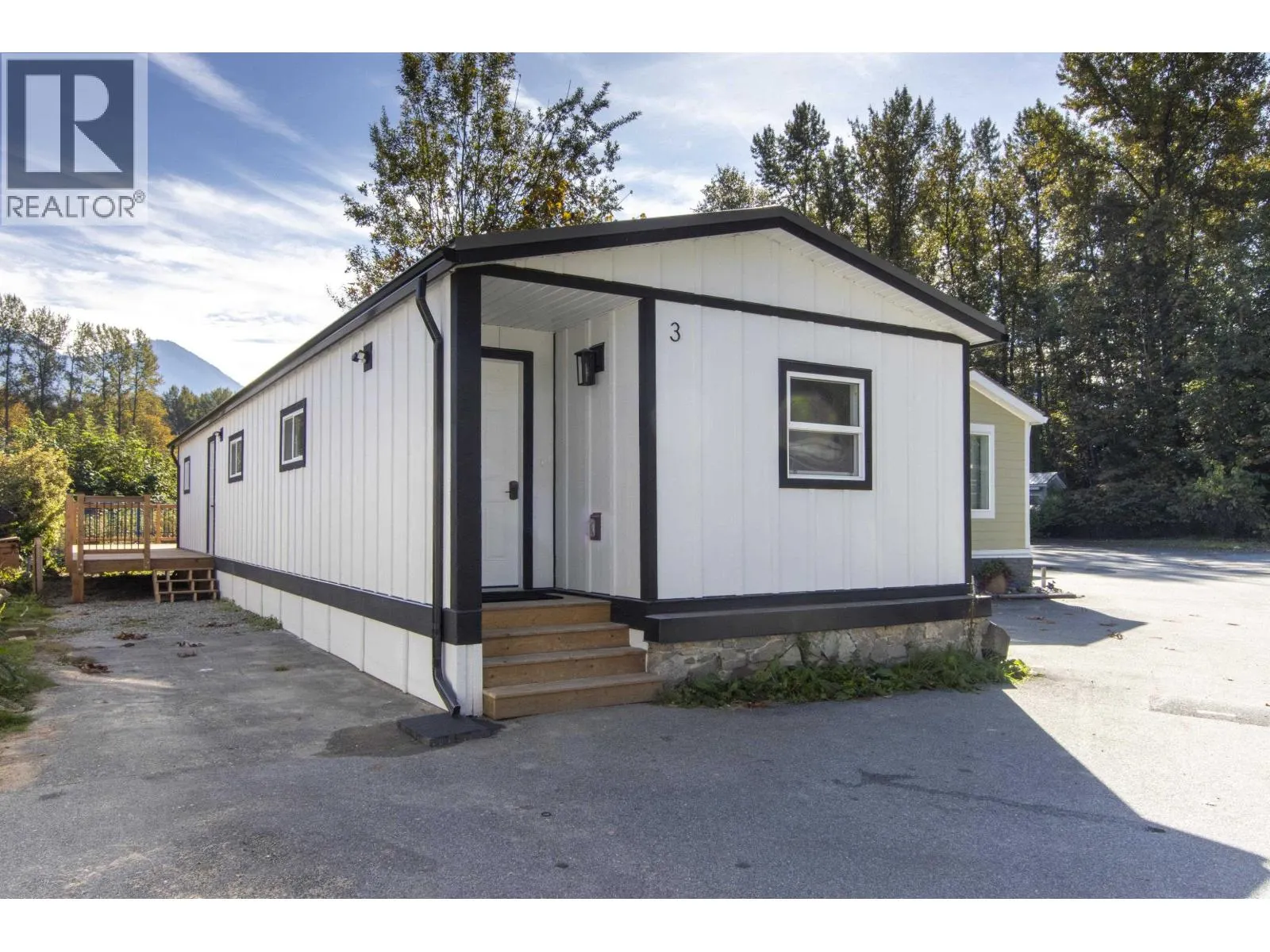 3 39884 GOVERNMENT ROAD