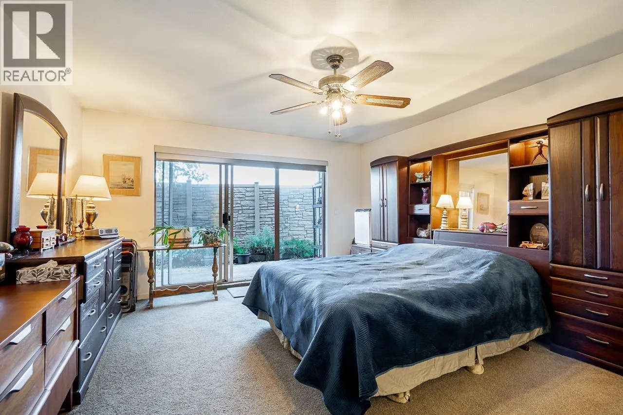33 323 GOVERNORS COURT
